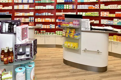 Innenbereich der Hildegardis Apotheke in Trier